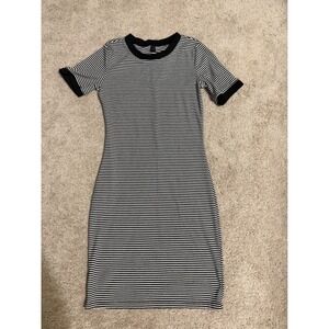 H&M Divided Striped Bodycon T-Shirt Dress Black White Ribbed Mini Size 8